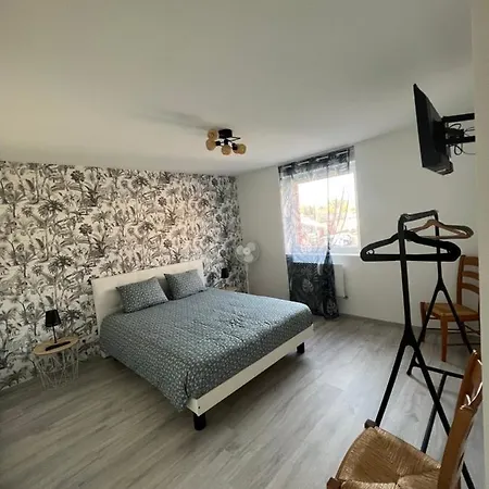 Le Sejour Qu'on M * Le Cateau-Cambresis